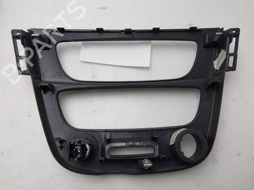 Middle console RENAULT MEGANE III Hatchback (BZ0/1_, B3_) | BP40294335I22 - Image 2