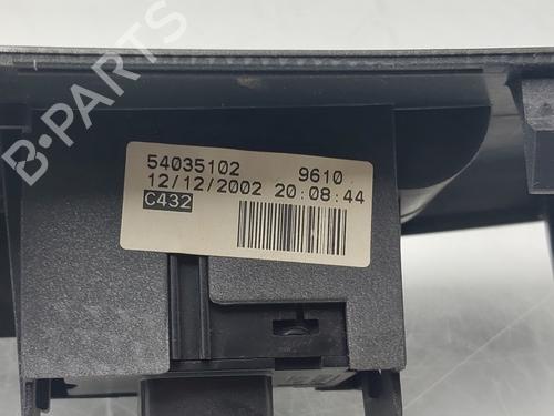Right front window switch TOYOTA COROLLA (_E12_) 1.6 VVT-i (ZZE121_, ZZE121R) | BP30847166I26