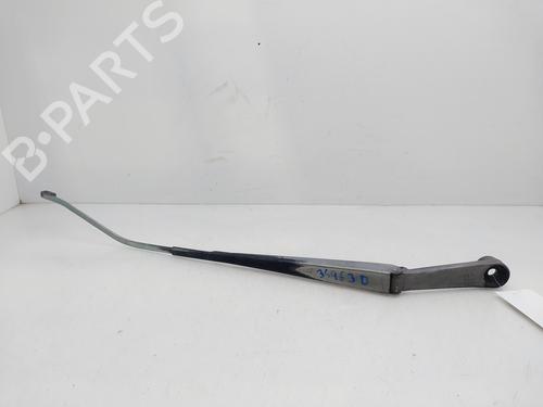 Used Front windshield wiper arm KIA CARENS II MPV (FJ) 2.0 CRDi (113 hp) 20499355