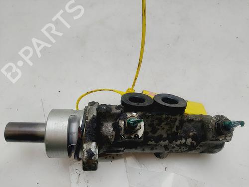 Used Brake master cylinder RENAULT MEGANE I Classic (LA0/1_) 1.9 dCi (LA05, LA1F) (102 hp) 23973286