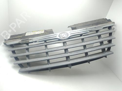 Used Grille CHRYSLER VOYAGER IV (RG, RS) 2.8 CRD (150 hp) 26926358