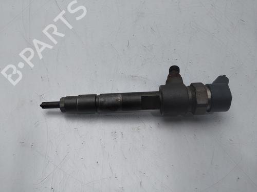 Used Injector FIAT STILO (192_) 1.9 JTD (192_XE1A) (115 hp) 32663361