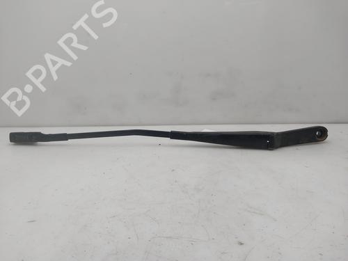 Used Front windshield wiper arm Front windshield wiper arm 38156702 38156702