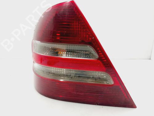 Used Right taillight MERCEDES-BENZ C-CLASS (W203) [2000-2007]  27540465