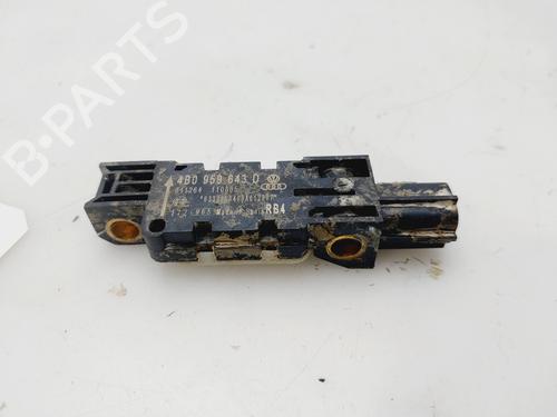 Capteur électronique AUDI A8 D3 (4E2, 4E8) 4.2 quattro (335 hp) 29174235