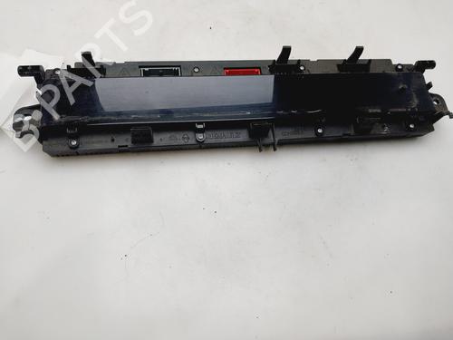 Used Instrument cluster RENAULT SCÉNIC II (JM0/1_) [2003-2010]  25913636