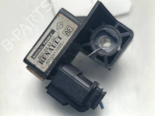 Used Electronic sensor Electronic sensor RENAULT SCÉNIC II (JM0/1_) [2003-2010] 40225632 40225632