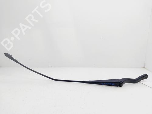 Used Front windshield wiper arm OPEL CORSA E (X15) 1.2 (08, 68) (69 hp) 26734090
