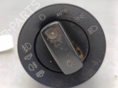 headlight-switch-audi-a4-b6-8e2-2000-2001-2002-2003-2004-2005-33982378 main image