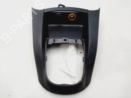 Used Middle console Middle console 38320925 38320925