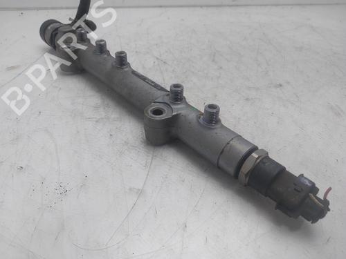 Used Injection rail Injection rail 37030226 37030226