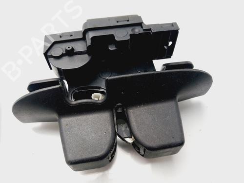 Used Tailgate lock RENAULT LAGUNA III Grandtour (KT0/1) 2.0 16V (KT0F, KT0W) (140 hp) 31371600