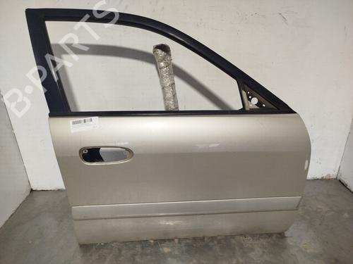 Używane Drzwi przednie prawe MAZDA 626 V Hatchback (GF) 2.0 TD (GFFP) (110 hp) 32376666