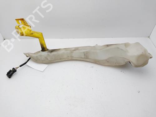 Used Windscreen washer tank RENAULT MEGANE I Classic (LA0/1_) 1.9 dCi (LA05, LA1F) (102 hp) 24139488
