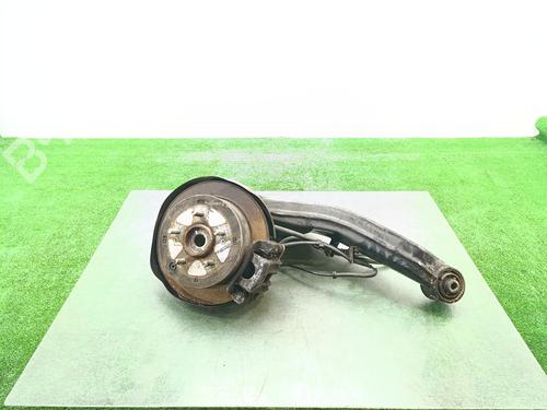 Used Right rear steering knuckle HYUNDAI SANTA FÉ I (SM) 2.4 16V 4x4 (146 hp) 26401334
