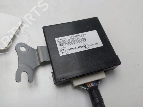 Used Electronic module Electronic module TOYOTA COROLLA Verso (ZER_, ZZE12_, R1_) 2.2 D-4D (AUR10_, AUR10R) (136 hp) 33289957 33289957