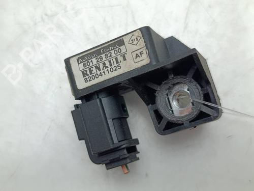 Used Electronic sensor Electronic sensor RENAULT MEGANE II Saloon (LM0/1_) [2003-2026] 39978094 39978094