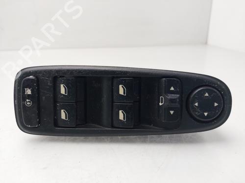 Used Left front window switch Left front window switch CITROËN C4 Grand Picasso I (UA_) [2006-2013] 34151727 34151727
