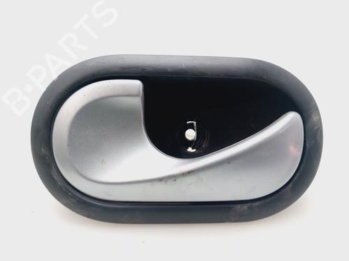 Used Rear left interior door handle RENAULT CLIO III (BR0/1, CR0/1) 1.5 dCi (75 hp) 24653597