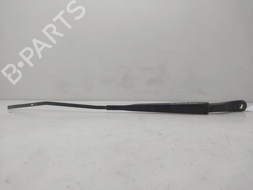 Used Front windshield wiper arm Front windshield wiper arm 36844672 36844672