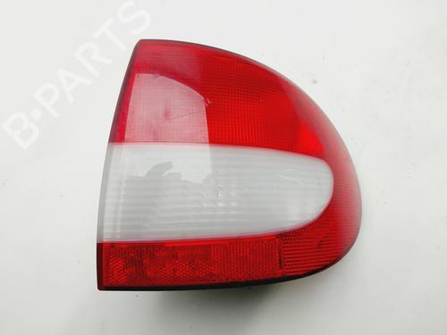 Used Right taillight Right taillight RENAULT MEGANE I Classic (LA0/1_) 1.9 dTi (LA1U) (80 hp) 32708190 32708190
