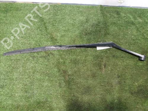Used Front windshield wiper arm HYUNDAI TUCSON (TL, TLE) 1.7 CRDi (116 hp) 3665556