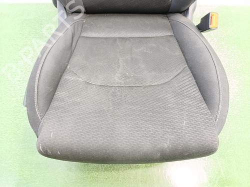 Right front seat HYUNDAI i30 (PDE, PD, PDEN) 1.6 CRDi | BP34375835C16  - Image 7