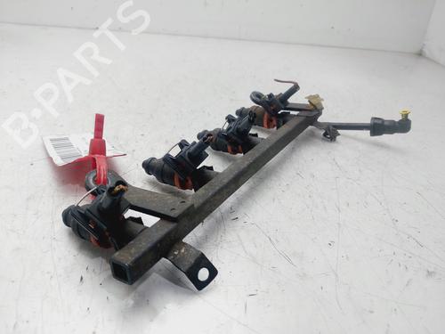 Used Injection rail CHEVROLET KALOS 1.2 (72 hp) 29390544