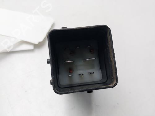 Electronic module VOLVO V50 (545) 2.0 D | BP33537999M83 - Image 4