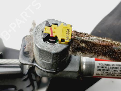 Front left seatbelt VOLVO S40 II (544) | BP31850258I26