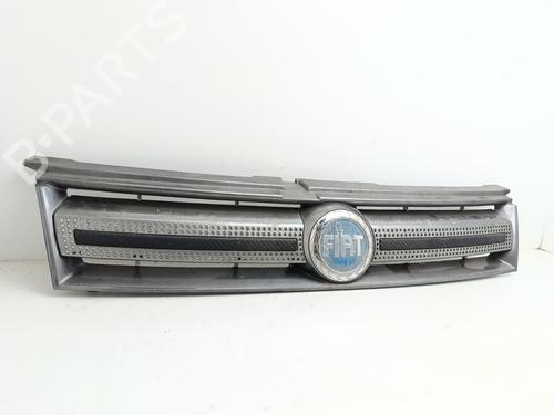 Grille FIAT STILO (192_) 1.9 D Multijet | BP29903475C40