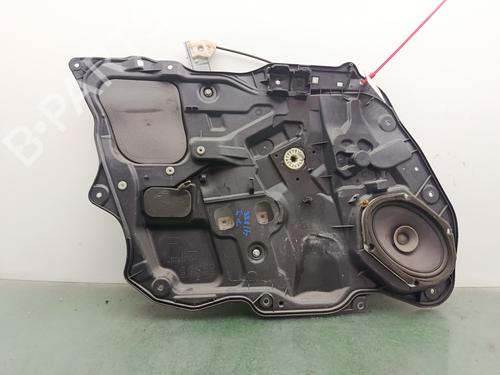 Lève-vitre avant gauche MAZDA 3 Saloon (BK) 1.6 DI Turbo (BK12Y) (109 hp) 32977533