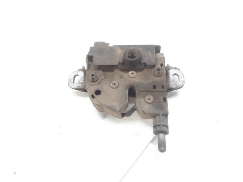 Used Hood lock FORD FOCUS I (DAW, DBW) 1.8 TDCi (100 hp) 22632681