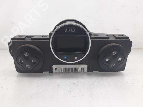 Used Climate control RENAULT CLIO III (BR0/1, CR0/1) 1.5 dCi (BR17, CR17) (86 hp) 2881865