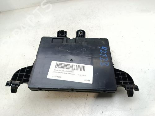 Used Fuse box Fuse box 37151422 37151422