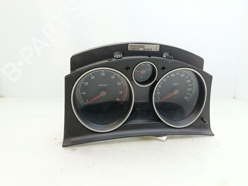 Used Instrument cluster OPEL ASTRA H (A04) [2004-2014]  28374222