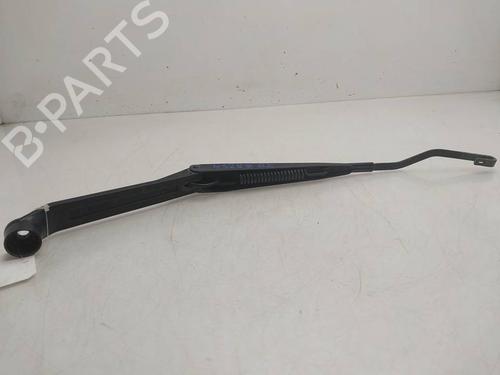 Used Front windshield wiper arm Front windshield wiper arm SUZUKI GRAND VITARA II (JT, TE, TD) 1.9 DDiS All-wheel Drive (JT419, TD44, JB419WD, JB419XD,... (129 hp) 40182272 40182272