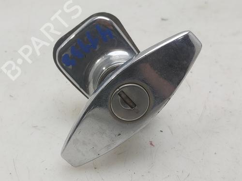 Used Tailgate handle Tailgate handle 37401829 37401829