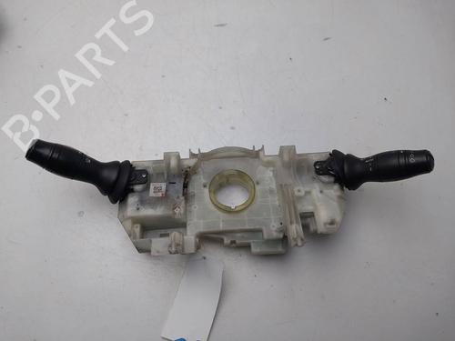 Mandos volante Mandos volante RENAULT MEGANE III Grandtour (KZ0/1) [2008-2016] 40006905 40006905