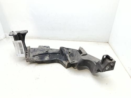 Soporte del faro derecho Soporte del faro derecho RENAULT MEGANE III Hatchback (BZ0/1_, B3_) 1.5 dCi (86 hp) 36936512 36936512
