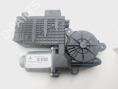Moteur de lève-vitre avant droit CITROËN C4 Picasso I MPV (UD_) 1.6 HDi 110 | BP29903784E20