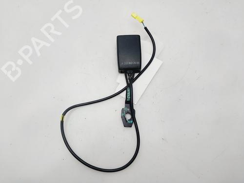 Used Seat buckle MERCEDES-BENZ C-CLASS Coupe (CL203) C 180 Kompressor (203.746) (143 hp) 31154023