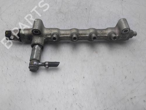 Used Injection rail Injection rail 39415267 39415267
