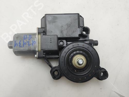 Used Right front window motor Right front window motor 37533512 37533512
