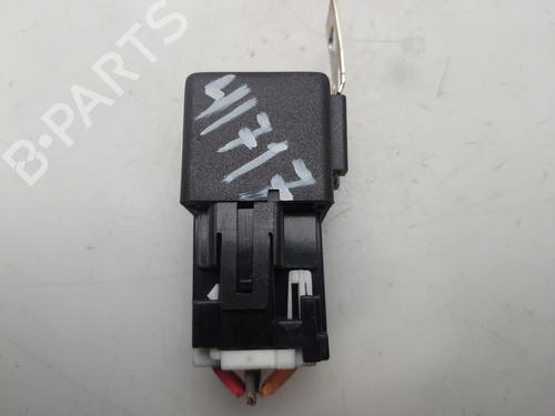 Electronic module HYUNDAI ACCENT II (LC) 1.5 CRDi | BP38054481M83 - Image 3