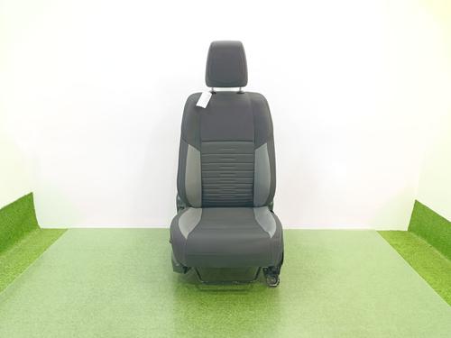 Used Right front seat TOYOTA AURIS Estate (_E18_) 1.8 Hybrid (ZWE186_, ZWE186R, ZWE186H) (136 hp) 31584679