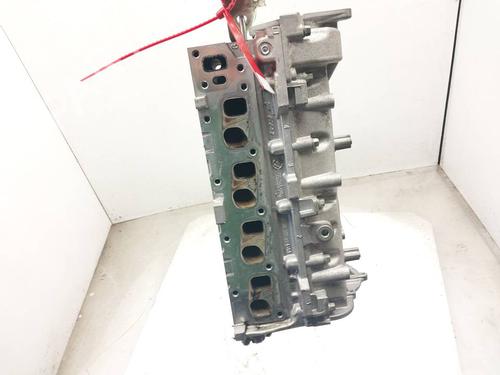 Used Cylinder head Cylinder head 38922773 38922773