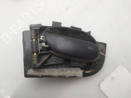 Used Front left interior door handle Front left interior door handle PEUGEOT 206 Hatchback (2A/C) [1998-2012] 39717837 39717837