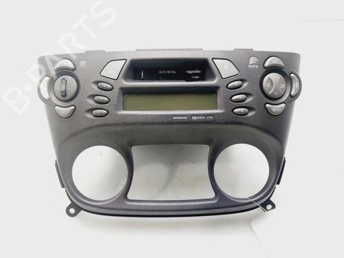 Used Radio NISSAN ALMERA II Hatchback (N16) 1.5 (90 hp) 31914705