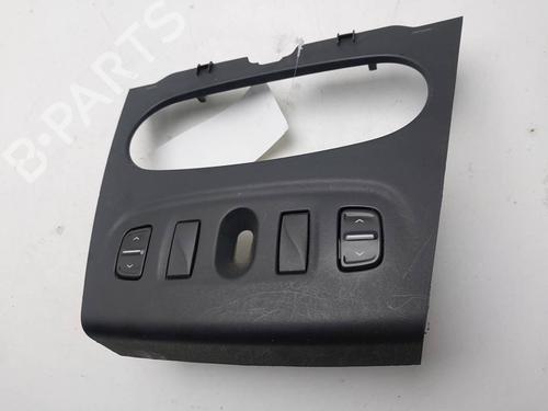 Left front window switch DACIA SANDERO II | BP39726210I27 - Image 4